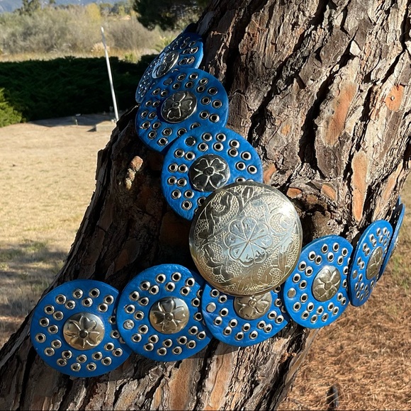 TIENDA HO STUDDED MOROCCAN BELT
